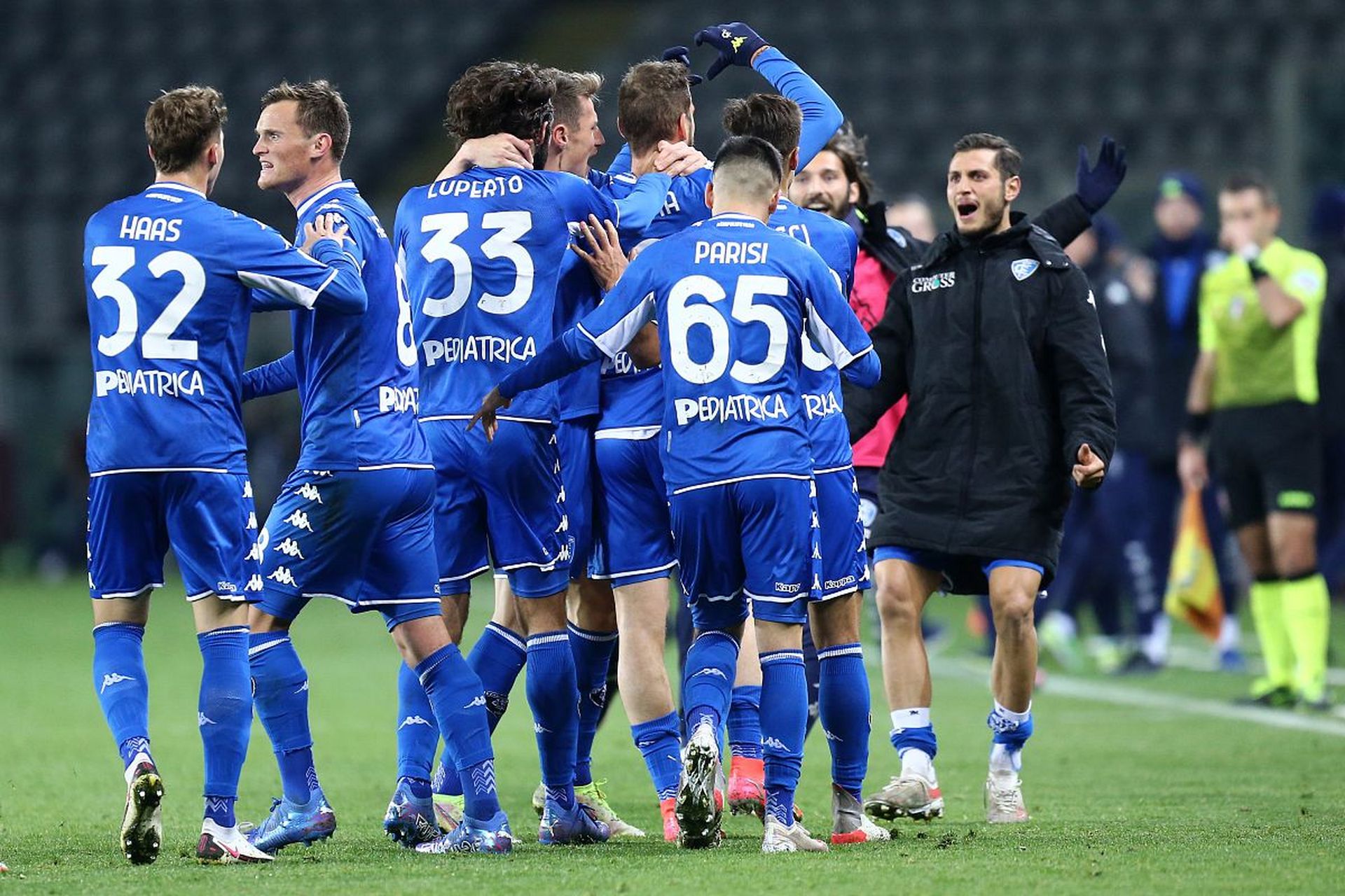 表现出色 表现出色